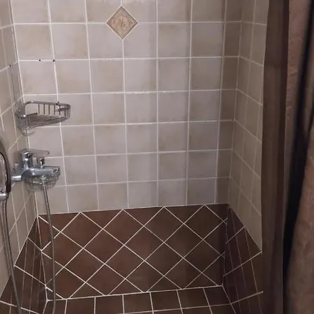 Dom wakacyjny Theodora's Fratsia